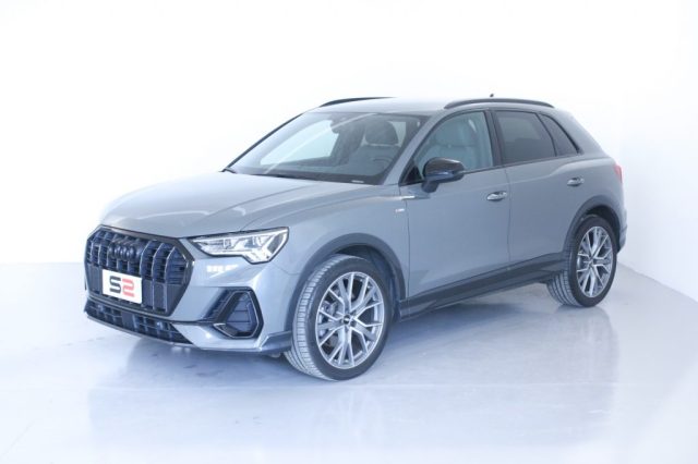 AUDI Q3 40 TFSI quattro S tronic S Line/EDITION ONE/MATRIX Immagine 2