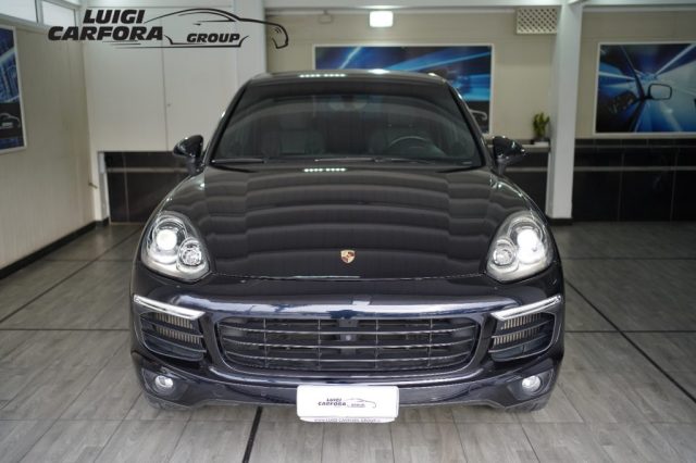 PORSCHE Cayenne 3.0 Diesel Platinum Edition Immagine 2