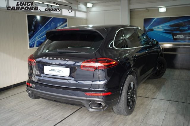 PORSCHE Cayenne 3.0 Diesel Platinum Edition Immagine 4