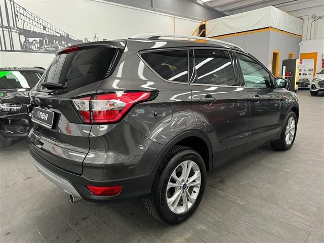 FORD Kuga 1.5 TDCi 120cv Edition 2WD Powershift S S Immagine 3