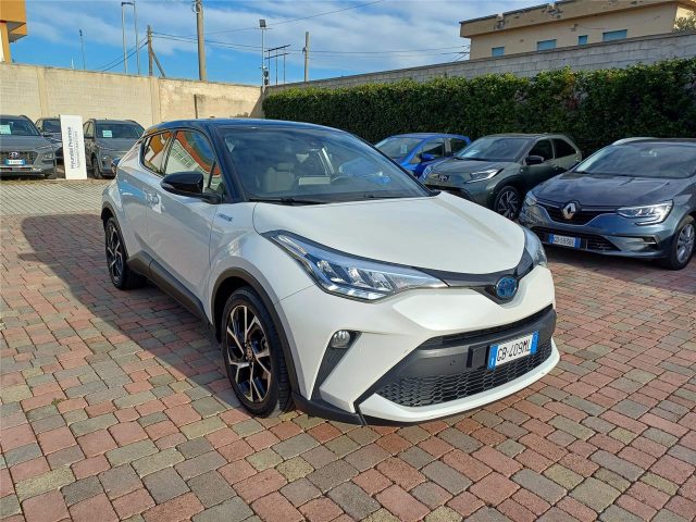 TOYOTA C-HR (2016-2023)  2.0 Hybrid E-CVT Trend Immagine 0