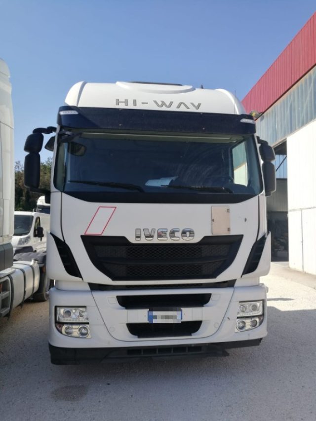 IVECO STRALIS 440 S 46 HI-WAY EURO6 ANNO 2015 KM 650330 Immagine 1