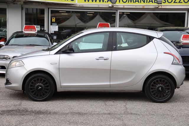 LANCIA Ypsilon 1.3 MJT 16V 95 CV 5 porte S&S Silver Immagine 1