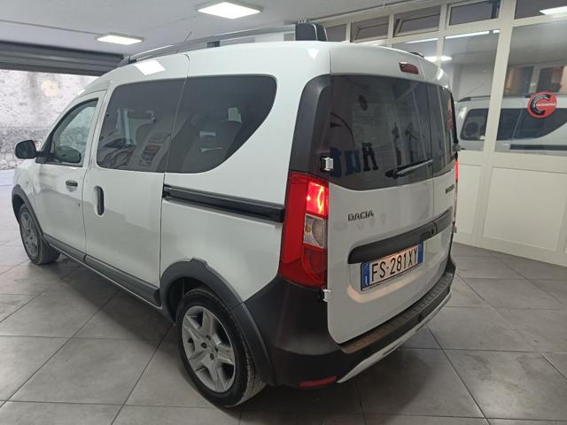 DACIA Dokker Stepway 1.6 8V 110CV GPL DI SERIE Immagine 2