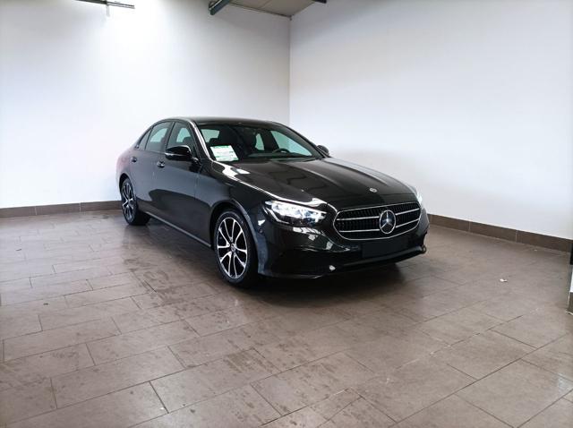 MERCEDES-BENZ E 220 d  Business Sport Mild Hybrid Immagine 0