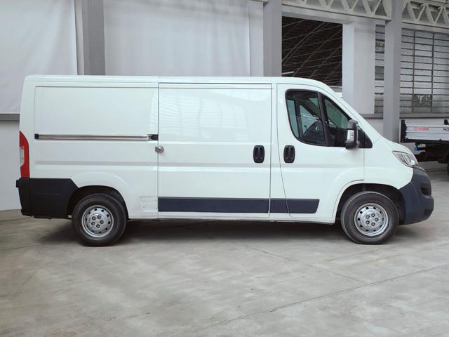 PEUGEOT Boxer 333 2.2 e-HDi/130CV L2H1 Passo Medio Tetto Basso Immagine 3