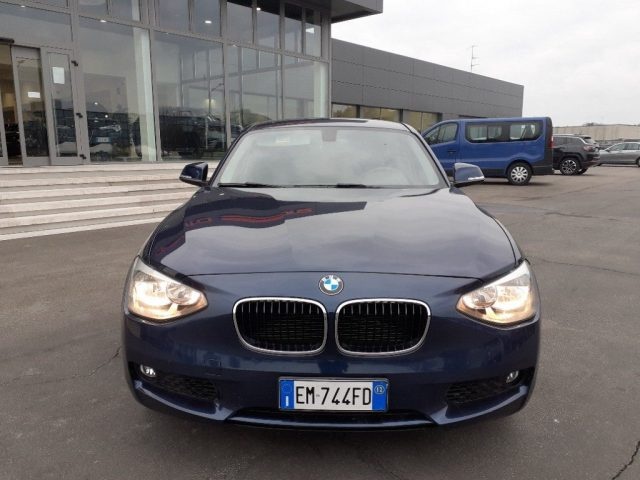 BMW 120 d 5p. Urban KM CERTIFICATI-GARANZIA 12 MESI Immagine 2