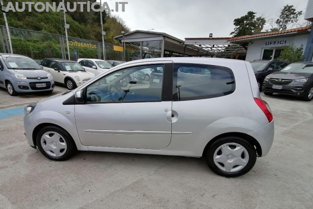 RENAULT Twingo 1.2 16V 20th ANNIVERSARY 75cv Immagine 1