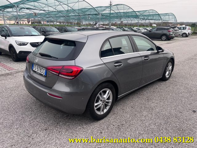 MERCEDES-BENZ A 180 d Automatic Business Extra Immagine 2