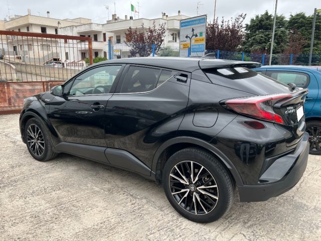 TOYOTA C-HR 1.8 Hybrid E-CVT Lounge Immagine 4