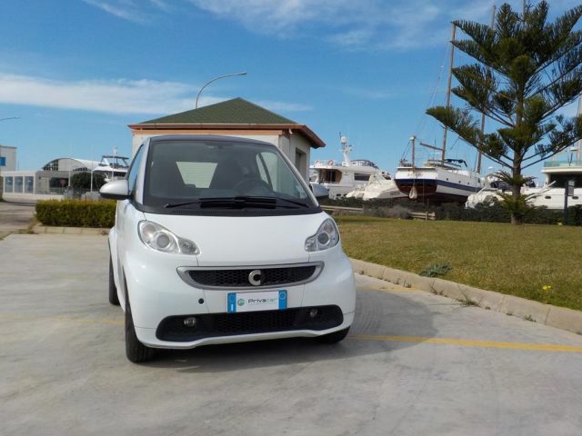 SMART ForTwo 1000 52 kW coupé passion Immagine 3