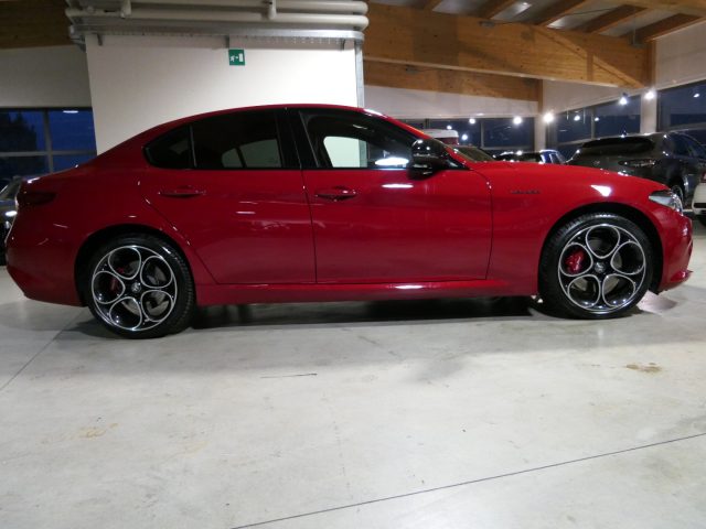 ALFA ROMEO Giulia 2.0 Turbo 280 CV AT8 AWD Q4 Veloce Immagine 2