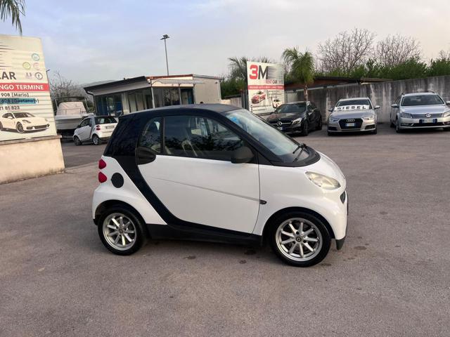 SMART ForTwo 1000 52 kW coupé passion Immagine 3