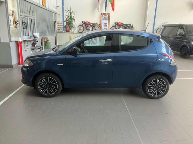 LANCIA Ypsilon 1.0 Hybrid SILVER 2024 Km0 Immagine 1