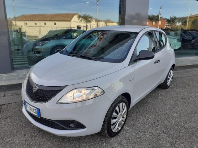 LANCIA Ypsilon 1.2 69 CV 5P GPL PER NEOPAT-1°PROP-GARANZIA Immagine 1