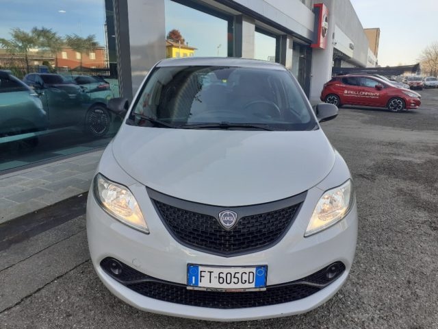 LANCIA Ypsilon 1.2 69 CV 5P GPL PER NEOPAT-1°PROP-GARANZIA Immagine 2