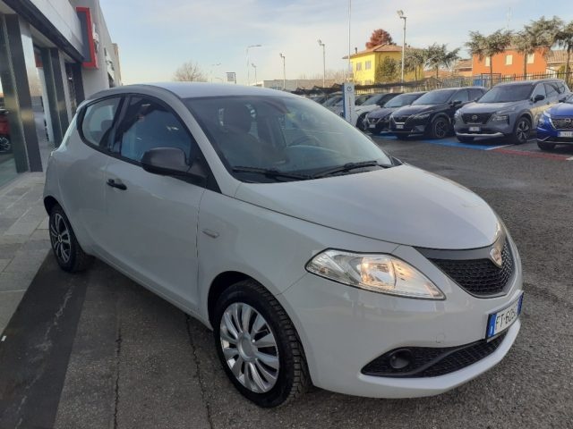 LANCIA Ypsilon 1.2 69 CV 5P GPL PER NEOPAT-1°PROP-GARANZIA Immagine 3