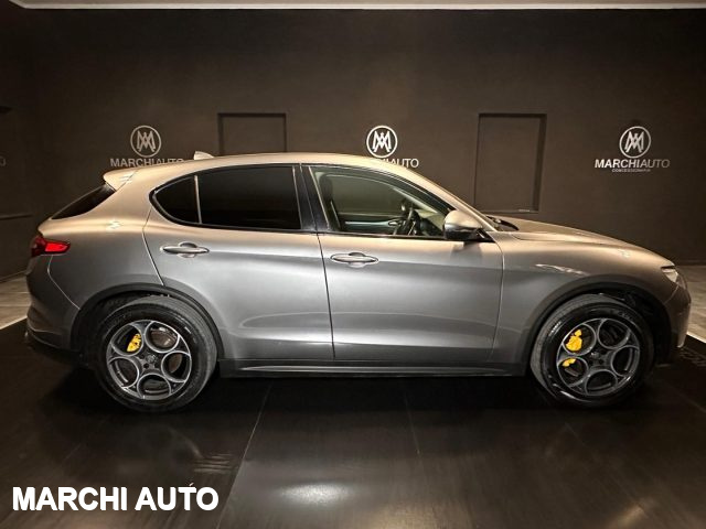 ALFA ROMEO Stelvio 2.2 Turbodiesel 210 CV AT8 Q4 Executive Immagine 3