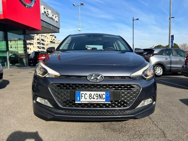 HYUNDAI i20 1.1 CRDi 12V 5P PER NEOPAT-GARANZIA-KM CERTIFIC Immagine 0