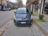 PEUGEOT 5008 1.6 HDi 112CV Féline