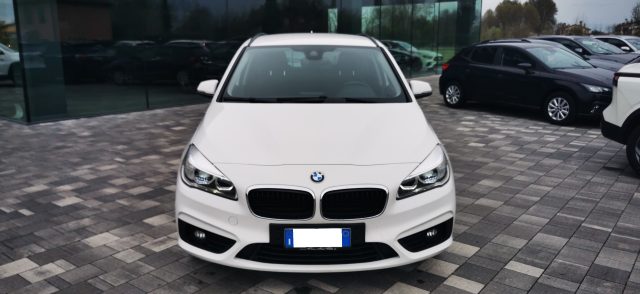 BMW 216 Bianco pastello