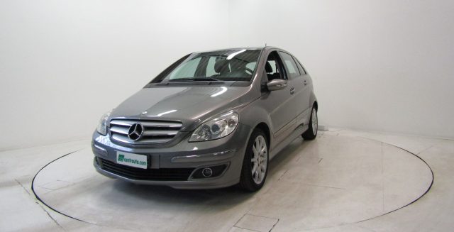 MERCEDES-BENZ B 200 CDI 2.0D Aut. Sport 5p Immagine 2