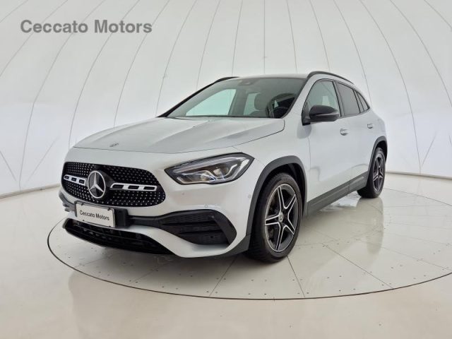 MERCEDES-BENZ GLA 200 d Automatic Premium Immagine 0