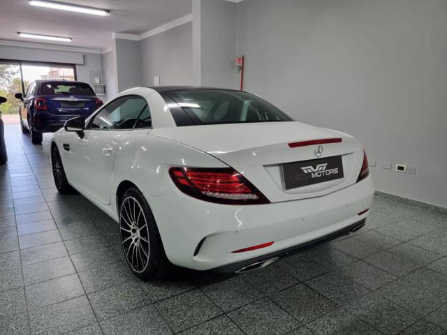 MERCEDES-BENZ SLC 250 d AMG line Immagine 4