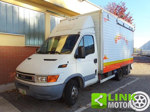 IVECO Daily 29L13V 2.8 TDI Furgone -USO NEGOZIO Immagine 0