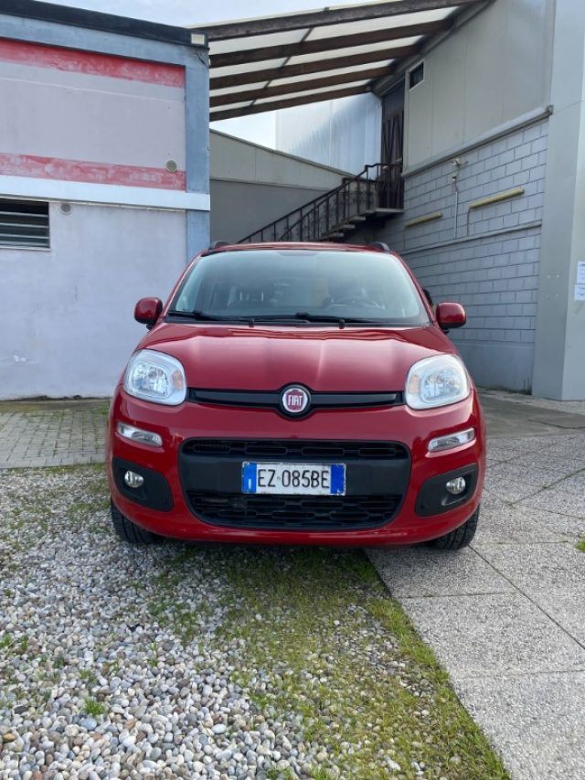 FIAT Panda 0.9 TwinAir Turbo Natural Power Lounge Immagine 2