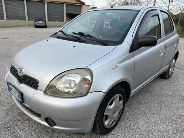 TOYOTA Yaris Yaris Immagine 0