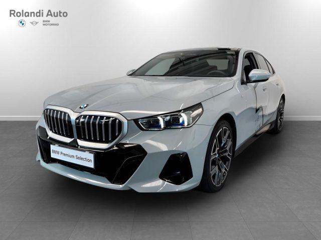 BMW 520 d 48V Msport xdrive auto Immagine 0