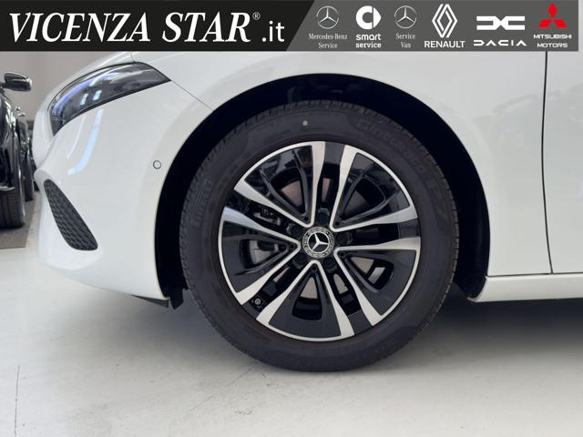 MERCEDES-BENZ A 200 SPORT AUTOMATIC Immagine 4