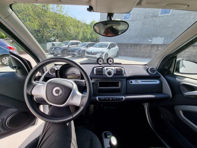 SMART ForTwo 1000 52 kW MHD compact Immagine 3