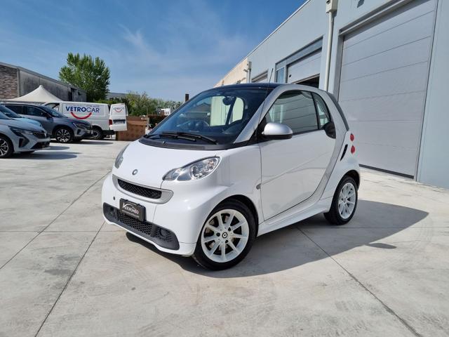 SMART ForTwo 1000 52 kW MHD compact Immagine 2