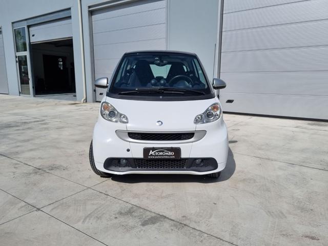 SMART ForTwo 1000 52 kW MHD compact Immagine 1