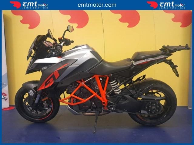 KTM 1290 Super Duke GT Garantita e Finanziabile Immagine 4