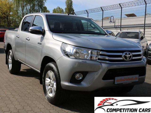 TOYOTA Hilux 2.4 D-4D 4WD Double Cab DUTY TELECAMERA DAB Immagine 0