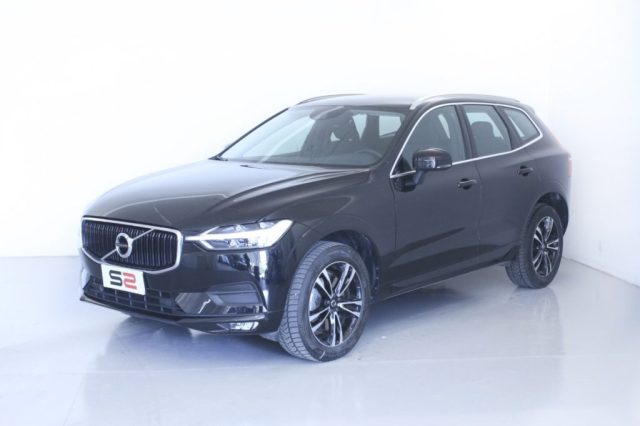 VOLVO XC60 B4 (d) AWD Geartronic Momentum Pro MHEV/VIRTUAL Immagine 2