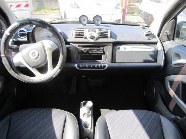 SMART ForTwo 800 40 kW coupé passion cdi Immagine 3