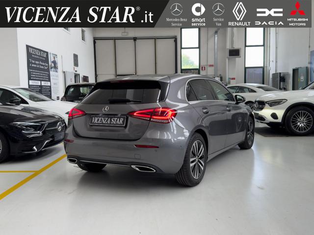 MERCEDES-BENZ A 220 d 4MATIC SPORT AUTOMATIC Immagine 2