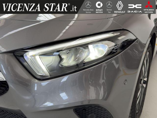 MERCEDES-BENZ A 220 d 4MATIC SPORT AUTOMATIC Immagine 1