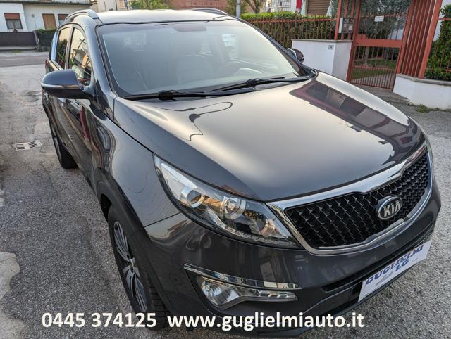 KIA Sportage 1.7 CRDI VGT 2WD high tech Immagine 2