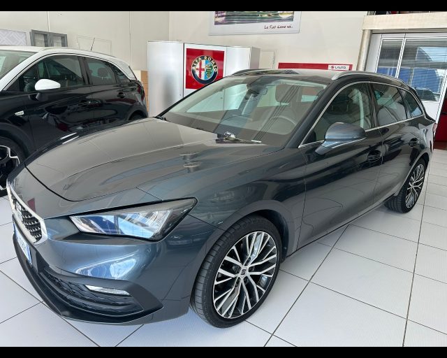 SEAT Leon Sportstourer 1.5 eTSI 150 CV DSG Xcellence Immagine 1