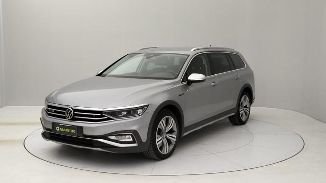 VOLKSWAGEN Passat 2.0 bitdi 4motion 240cv dsg Immagine 0