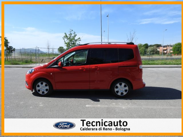 FORD Tourneo Courier 1.0 EcoBoost 100 CV Plus Immagine 3