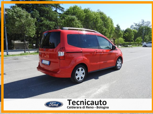 FORD Tourneo Courier 1.0 EcoBoost 100 CV Plus Immagine 1