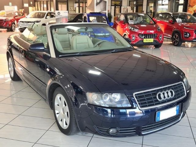 AUDI A4 Cabriolet 1.8 T 20V cat Immagine 0