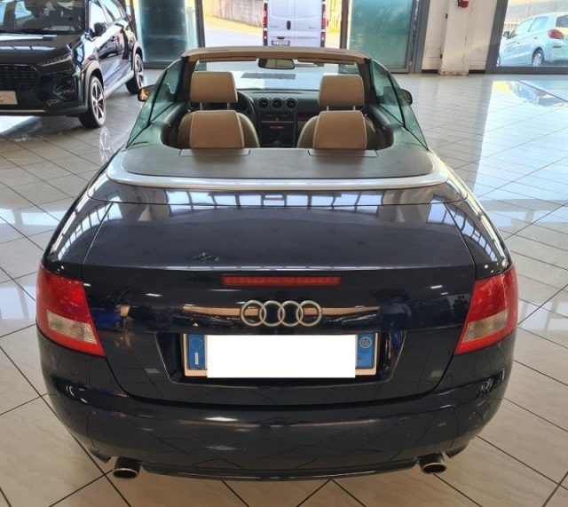 AUDI A4 Cabriolet 1.8 T 20V cat Immagine 3