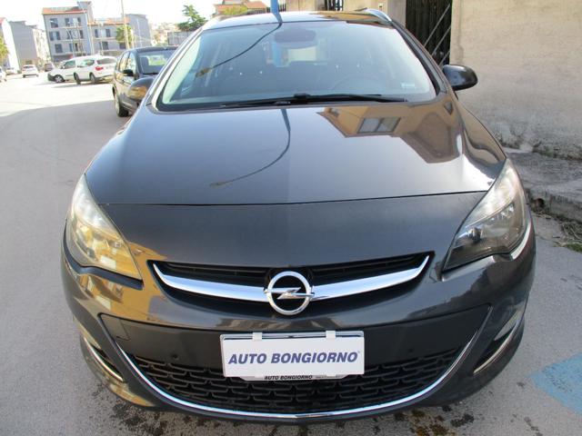 OPEL Astra 1.7 CDTI 130CV Sports Tourer Cosmo Immagine 0